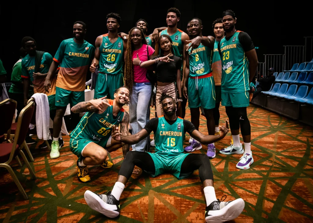 basketbolforma.com, Türkiye'nin basketbol forması uzmanı. Kulüplere, okullara ve bireylere özel, kaliteli ve kişiselleştirilmiş formalar sunar. %100 yerli üretim, hızlı teslimat ve takım ruhunu yansıtan özgün tasarımlar.

